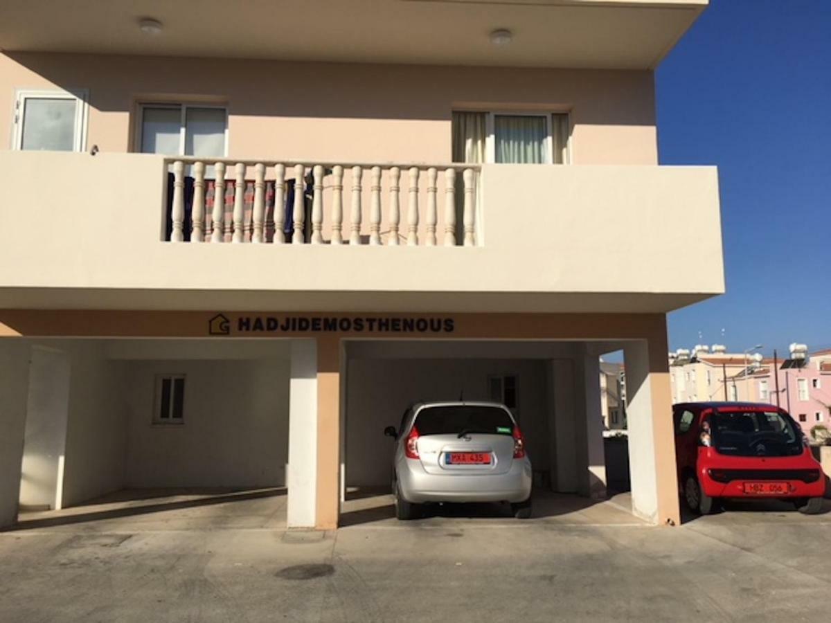 Beautiful 2 Bed Apartment With Great Views In Paphos Exterior photo